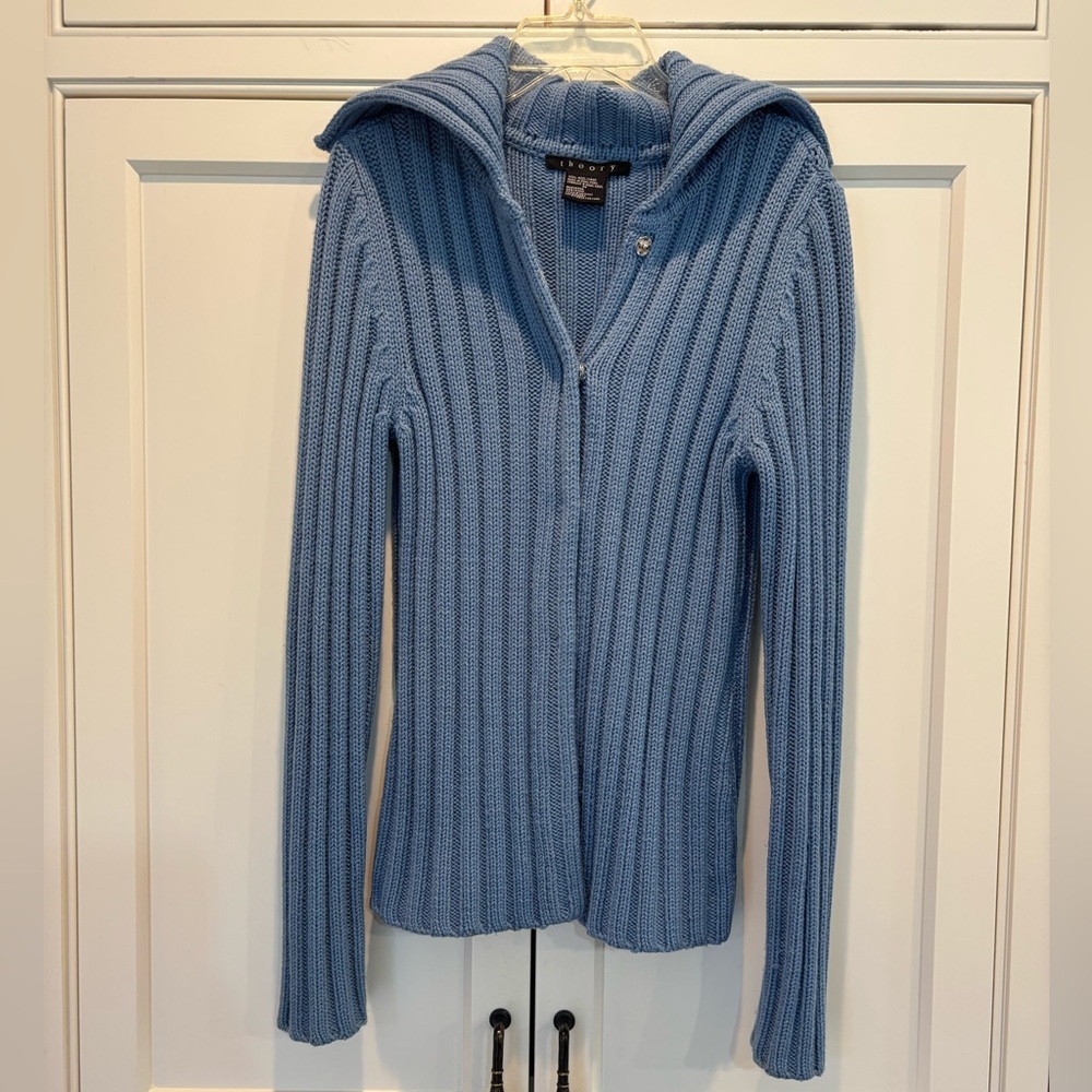 Theory Light Blue Ribbed button up Cardigan 100% Wool size medium: coastal chic